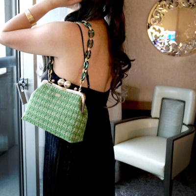 COCOONESE Acrylic Chain Tweed Shoulder Bag (Green) 7
