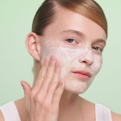 PRADA Augmented Skin Cleanser 3