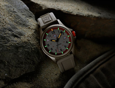 Luminox 贝尔·格里尔斯生存腕表 LAND ALUMINOX LM3717 7