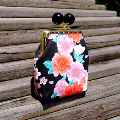 COCOONESE Clutch Purse - Floating Summer (Black) 4