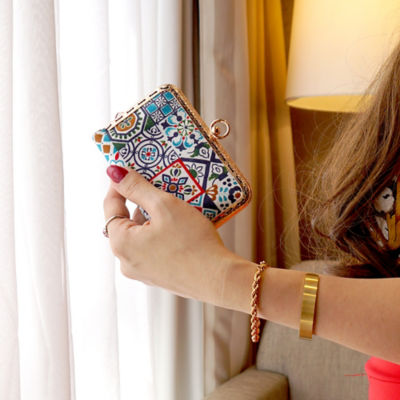 COCOONESE Kiss Clasp Card Holder - Peranakan Tiles 5