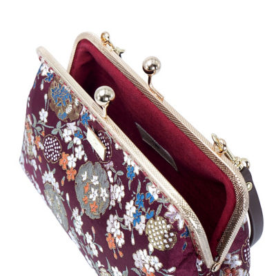 COCOONESE Underarm Bag - Snowdrop (Dark Red) 4