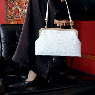 COCOONESE Underarm Bag - Map (White) 10