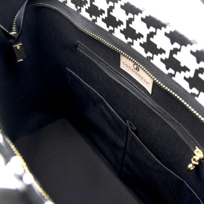 COCOONESE Zipper Top Tote Bag - Houndstooth Check (Black) 3