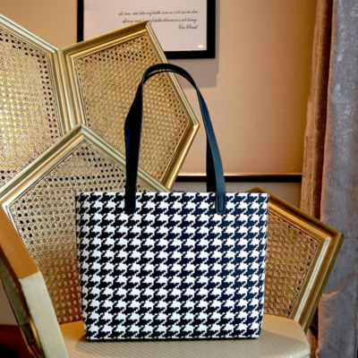 COCOONESE Zipper Top Tote Bag - Houndstooth Check (Black) 5