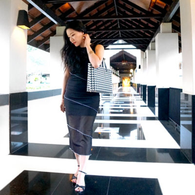 COCOONESE Zipper Top Tote Bag - Houndstooth Check (Black) 6