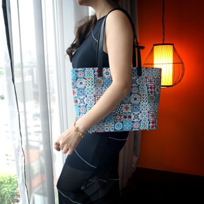 COCOONESE Zipper Top Tote Bag - Peranakan Tiles 5