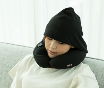 TRAVELMALL 3D Inflatable Neck Pillow with Patented Pump and Hood 6
