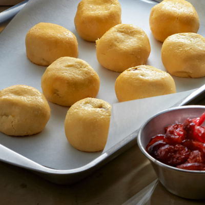 Mdm Ling Bakery Cranberry Pineapple Balls 3