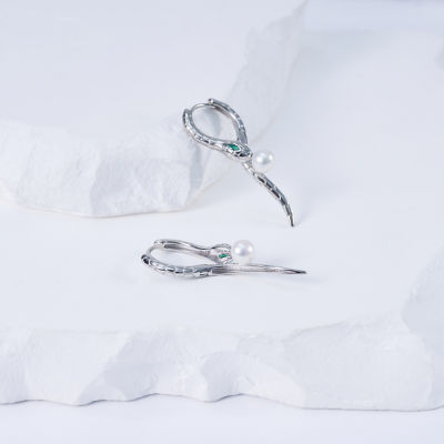Pearly Lustre Top Grade Freshwater Pearl Earrings WE00595 | SAFARI 4