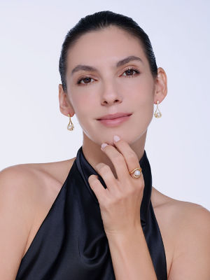 Pearly Lustre Top Grade Freshwater Pearl Earrings WE00730 3