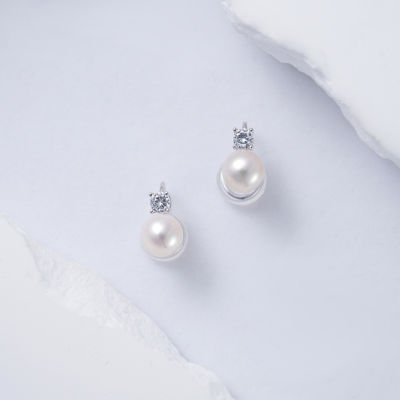 Pearly Lustre Clip-On Freshwater Pearl Earrings WE00784 2