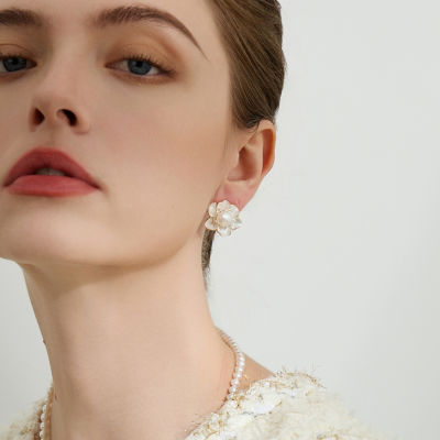 Pearly Lustre Top Grade Freshwater Pearl Earrings WE00801 | ORCHID 5