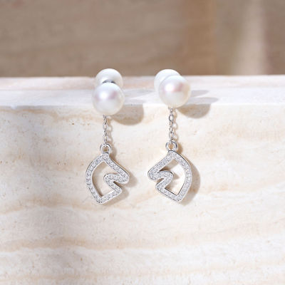 Pearly Lustre Top Grade Freshwater Pearl Earrings WE00978 | HORSE 4