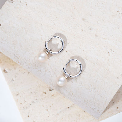 Pearly Lustre Elegant Freshwater Pearl Earrings WE00975 2