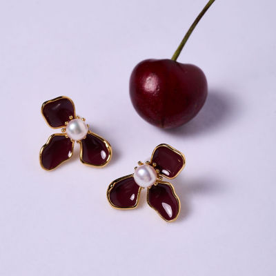 Pearly Lustre Top Grade Freshwater Pearl Earrings WE00840 | ORCHID 4