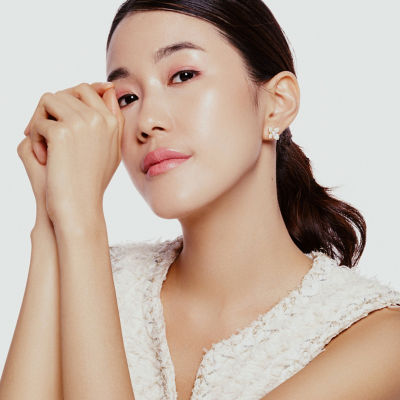 Pearly Lustre Top Grade Freshwater Pearl Earrings WE00843 | BLOOM 3