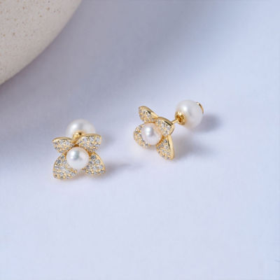 Pearly Lustre Top Grade Freshwater Pearl Earrings WE00843 | BLOOM 4