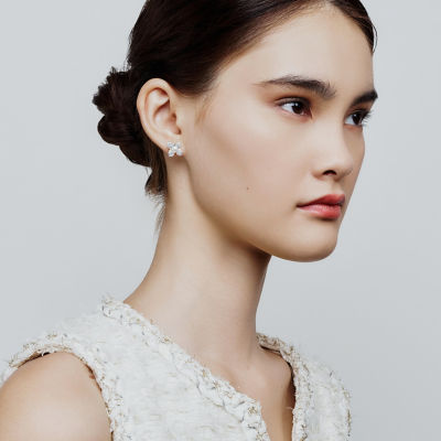 Pearly Lustre Top Grade Freshwater Pearl Earrings WE00830 | BLOOM 5