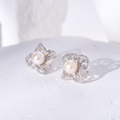 Pearly Lustre Top Grade Freshwater Pearl Earrings WE00949 | PERANAKAN 4