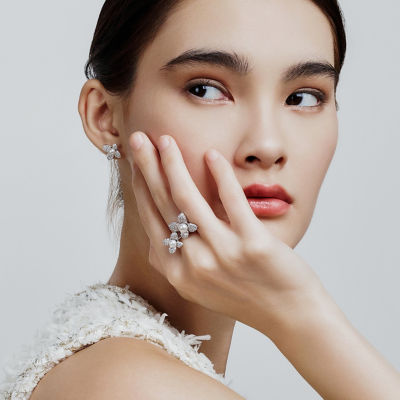 Pearly Lustre Top Grade Freshwater Pearl Rings WR00308 | BLOOM 3