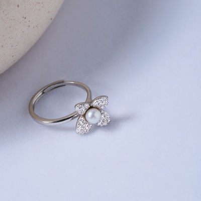 Pearly Lustre Top Grade Freshwater Pearl Rings WR00308 | BLOOM 4