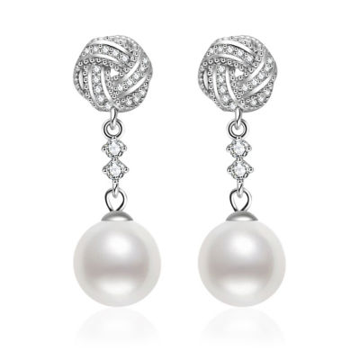 Pearly Lustre Asian Civilisations Museum Elegant Freshwater Pearl Earrings WE00846 | ACM Collection 1