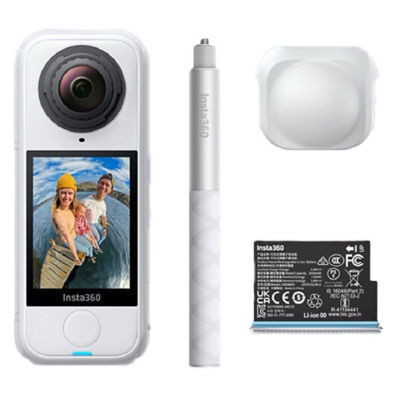Insta360 X4 Air Action Camera - Starter Bundle 1