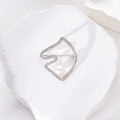 Pearly Lustre Top Grade Freshwater Pearl Brooch WC00087 | HORSE 6