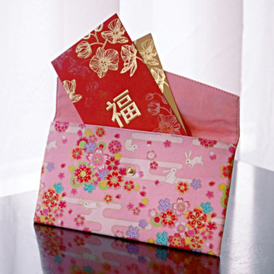 COCOONESE Red Packet Organizer - Rabbits in Garden 3