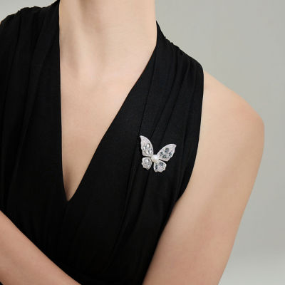 Pearly Lustre Elegant Freshwater Pearl Brooch WC00068 | BUTTERFLY 3