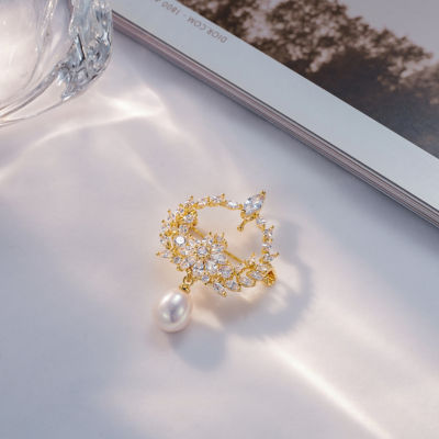 Pearly Lustre Elegant Freshwater Pearl Brooch WC00037 4