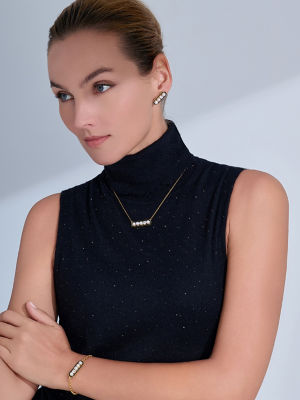 Pearly Lustre Top Grade Freshwater Pearl Necklace WN00493 | DECO 3