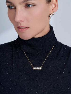 Pearly Lustre Top Grade Freshwater Pearl Necklace WN00493 | DECO 5