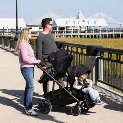 Joie Signature Versiti Single to Double Stroller 10
