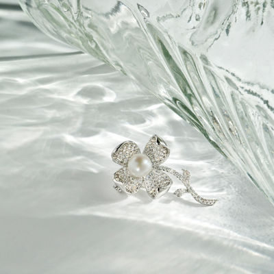 Pearly Lustre Elegant Freshwater Pearl Brooch WC00045 3