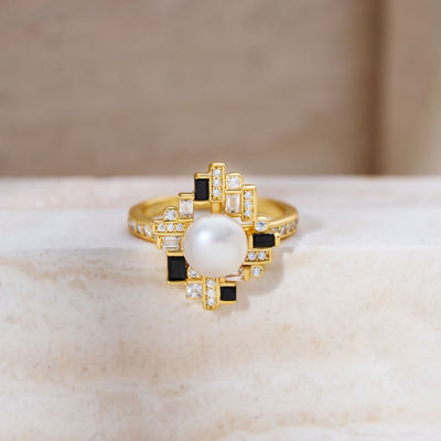 Pearly Lustre Top Grade Freshwater Pearl Ring WR00382 | TWEED 2