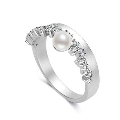 Pearly Lustre Top Grade Freshwater Pearl Ring WR00374 | SANDS 1