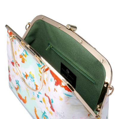 COCOONESE Clasp Handbag with Acrylic Chain - Artist Project 3