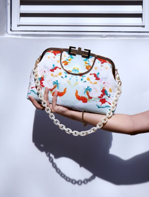 COCOONESE Clasp Handbag with Acrylic Chain - Artist Project 8