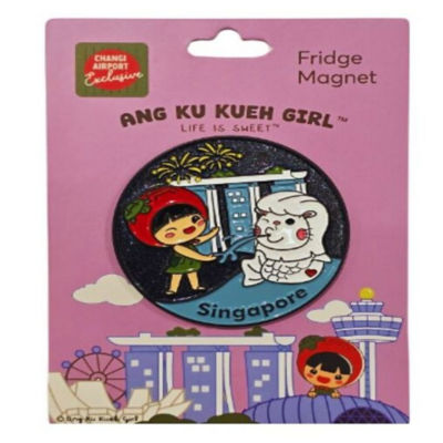 SINGAPORE SOUVENIRS Ang Ku Kueh 女孩磁铁（鱼尾狮和 MBS） 1