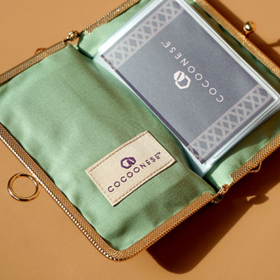 COCOONESE Kiss Clasp Card Holder - Natsume 5