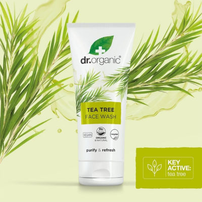 Dr. Organic Tea Tree Face Wash 200ml 3