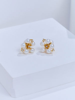 Pearly Lustre Top Grade Freshwater Pearl Earrings WE01062 | GARDENS 4