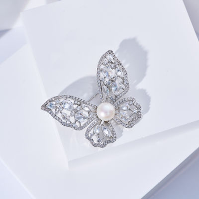 Pearly Lustre Elegant Freshwater Pearl Brooch WC00088 | BUTTERFLY 4