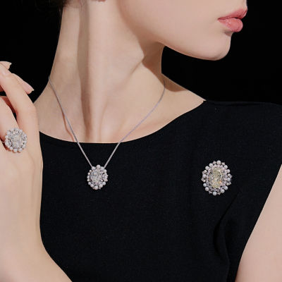 Pearly Lustre Freshwater Pearl Brooch WC00066 | CELESTE 7