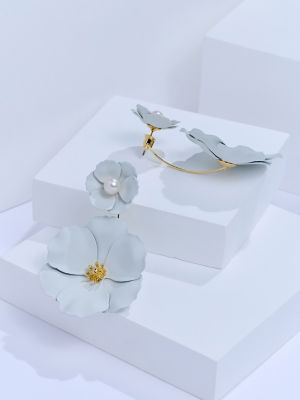 Pearly Lustre Top Grade Freshwater Pearl Earrings WE01047 | GARDENS 3