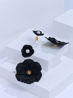 Pearly Lustre Top Grade Freshwater Pearl Earrings WE01048 | GARDENS 4