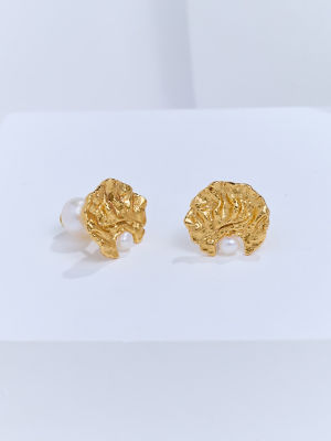 Pearly Lustre Elegant Freshwater Pearl Earrings WE01070 | SANDS 3