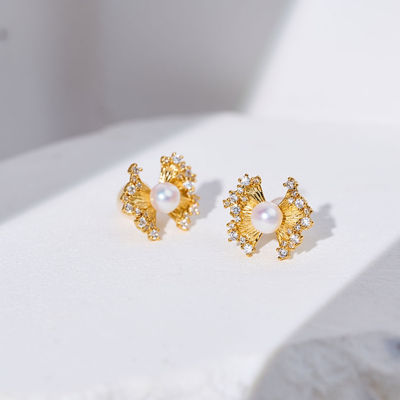 Pearly Lustre Freshwater Pearl Earrings WE01002 | RIBBON 4